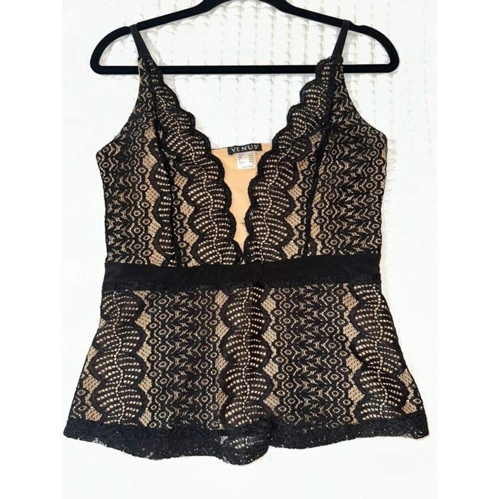 Venus Women’s Medium Black Lace Strappy Top